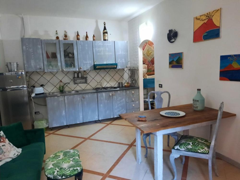 La Casa Nella Roccia Appartement Napels Buitenkant foto